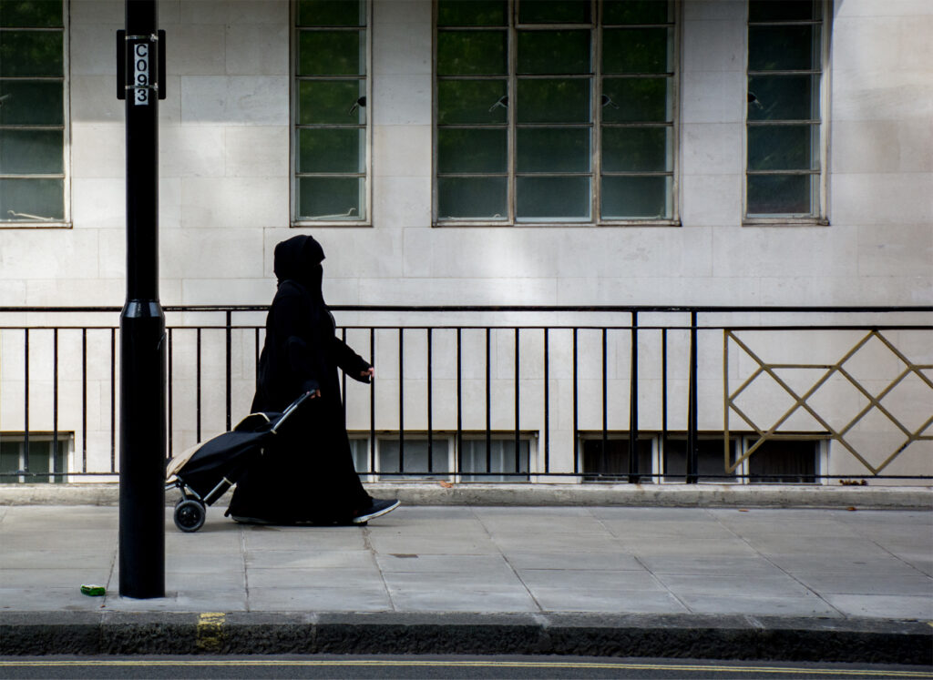 EARS - Muslim woman in Britain